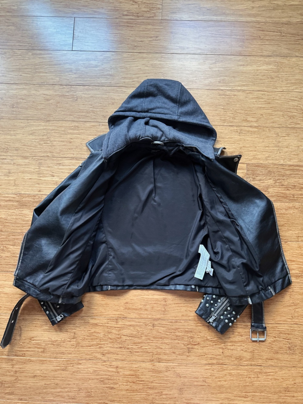 Zara Basic Vintage Black Faux Leather Moto Jacket Studded Hooded Belted Size M - Picture 5 of 8